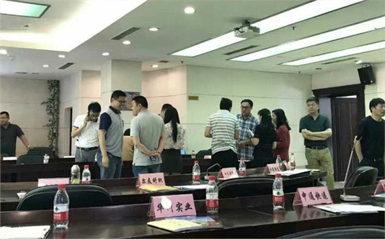 义乌内衣厂尔友针织等名企进百校活动—结缘沈阳