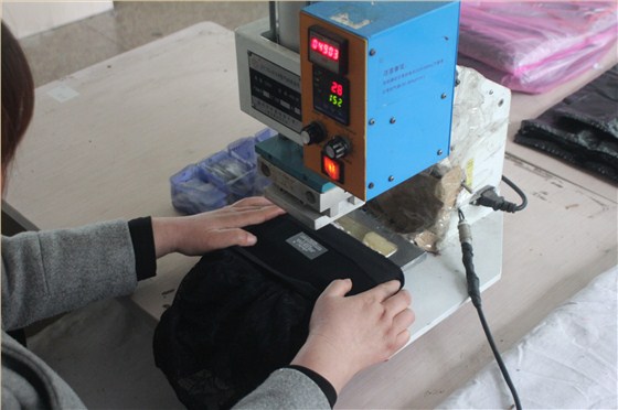 【礼品定制】女士内衣如何印自己公司LOGO？