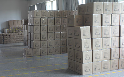 整装待发的成品货物